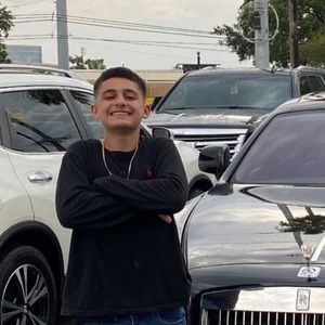 Meet your Posher, Nick